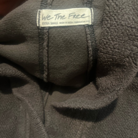 Free people gray distressed cardi jacket three buttons - Picture 3 of 4